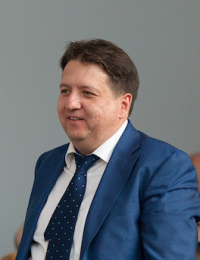Олейник Роман